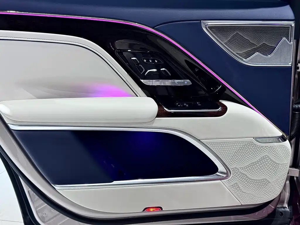 Hongqi Hongqi Golden Sunflower Guoya — миниатюра 27