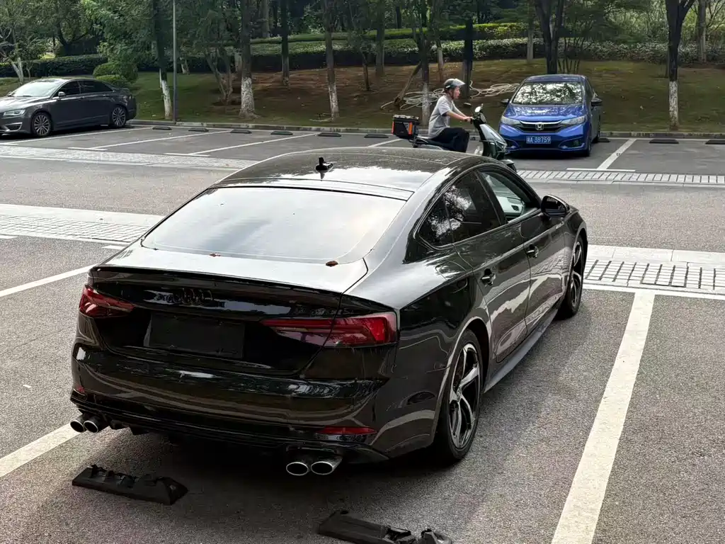 Audi A5 (Import) — миниатюра 11