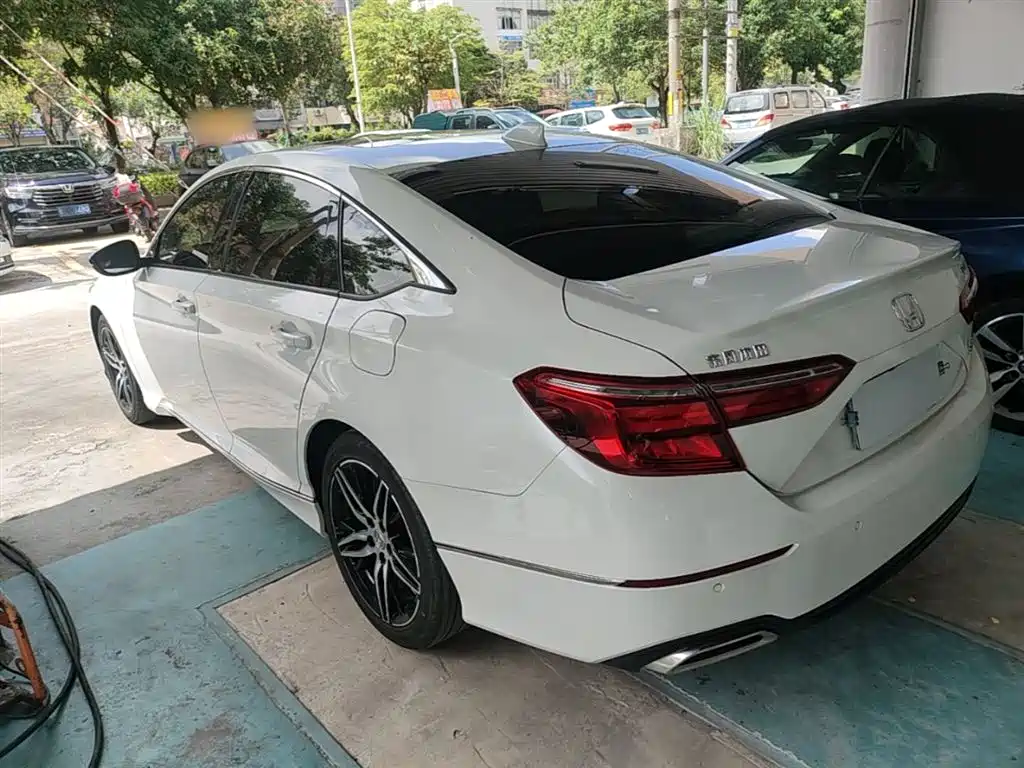 Honda Inspire 2022 260TURBO