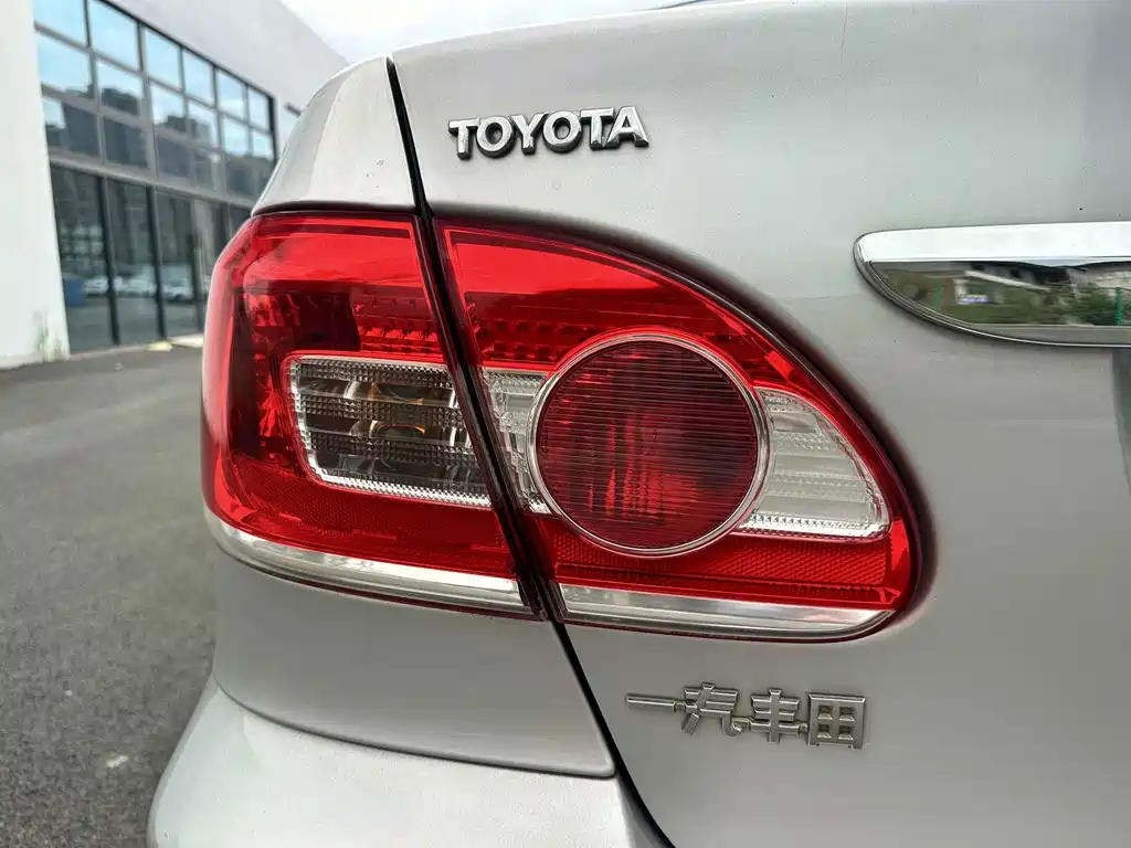 Toyota Corolla — миниатюра 15