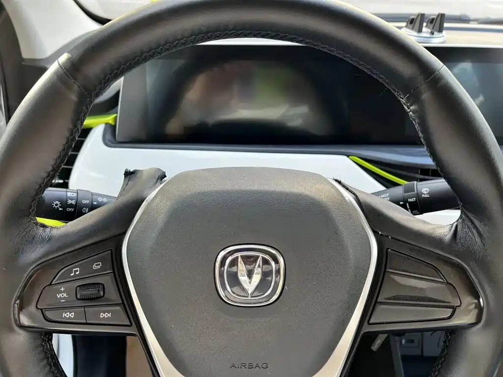 Changan Benben E-Star — миниатюра 5