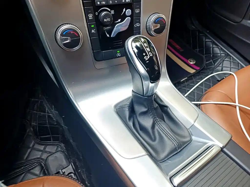 Volvo S60 — миниатюра 10
