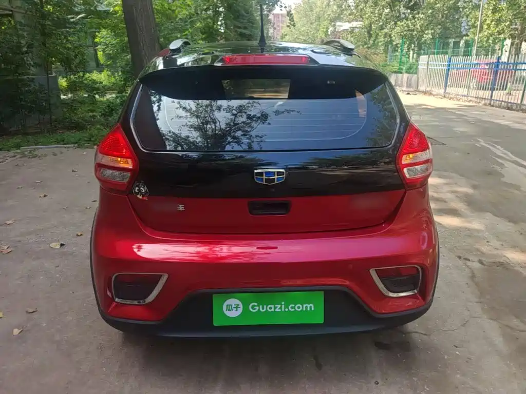 Geely Vision X1 — миниатюра 6