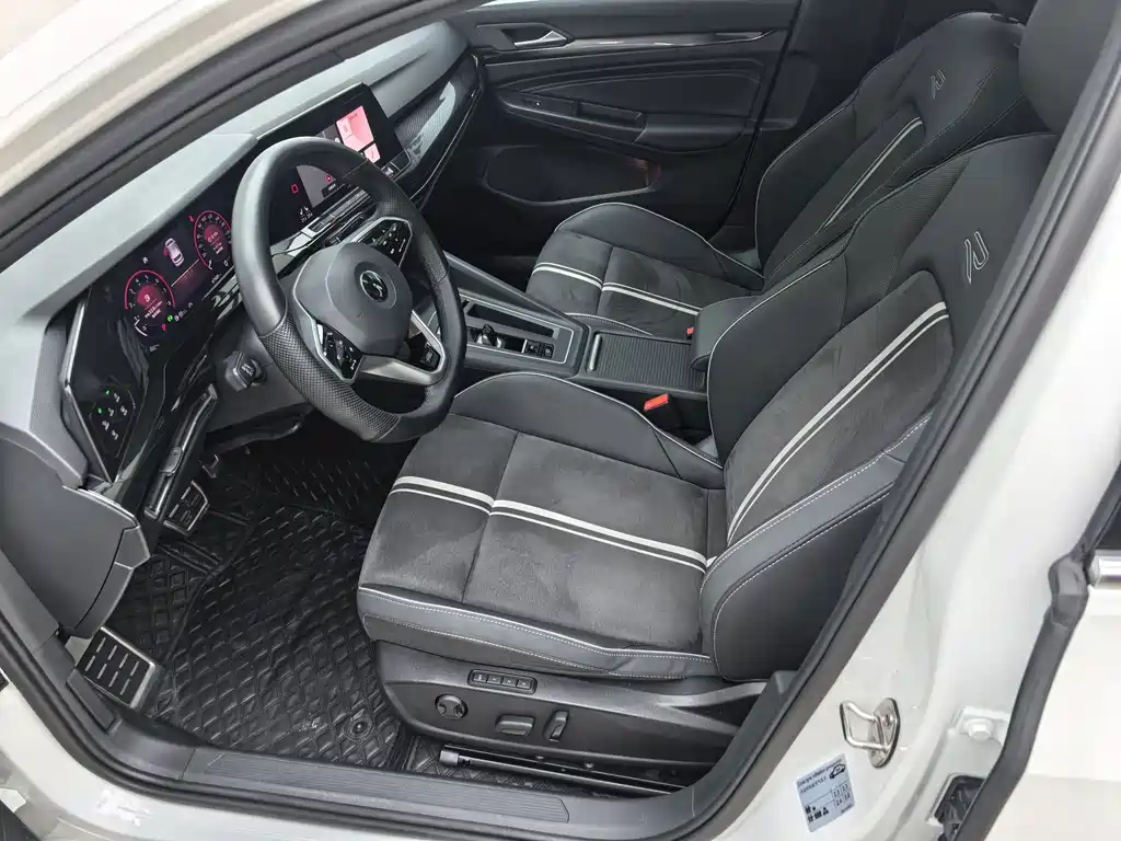 Volkswagen Golf — миниатюра 8