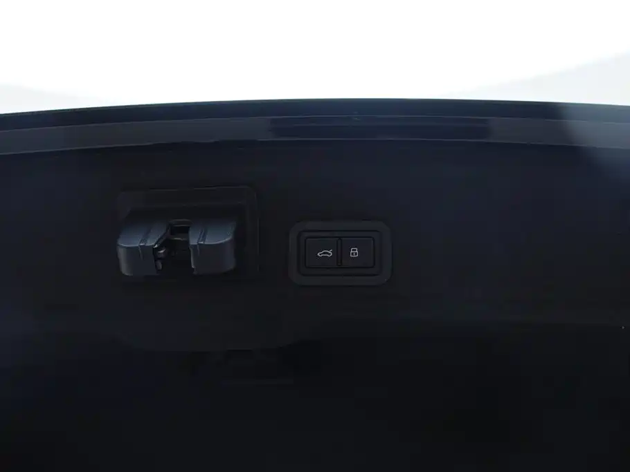 Audi A6L 2024 45 TFSI quattro