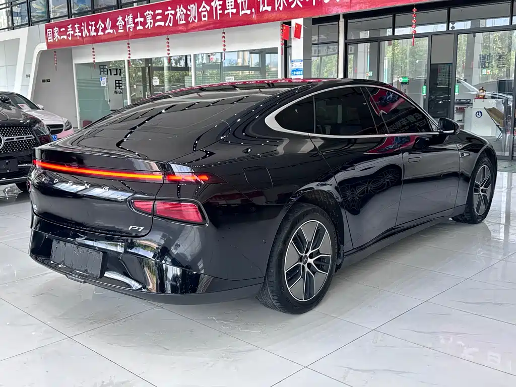 XPeng P7 — миниатюра 7