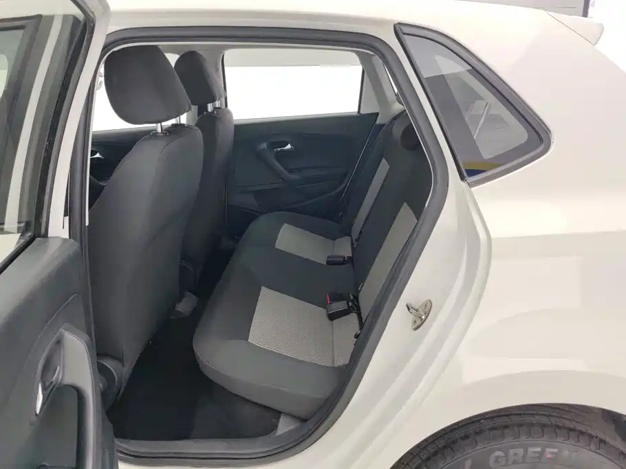 Volkswagen Polo — миниатюра 11