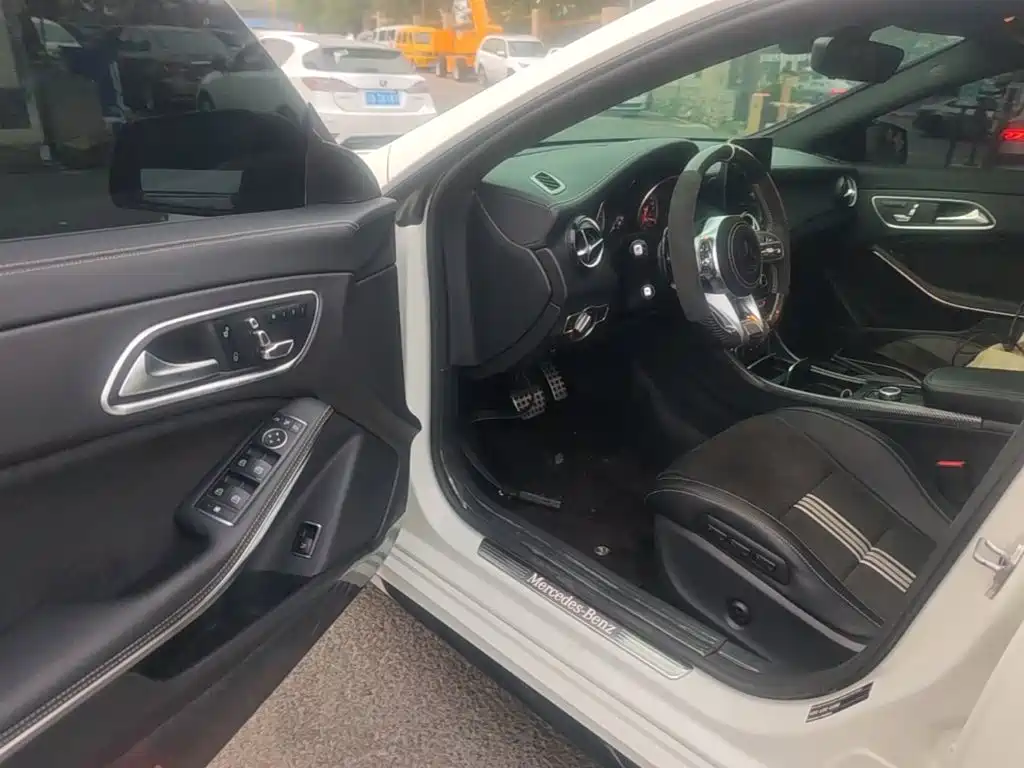 Mercedes-Benz CLA (Import) — миниатюра 16