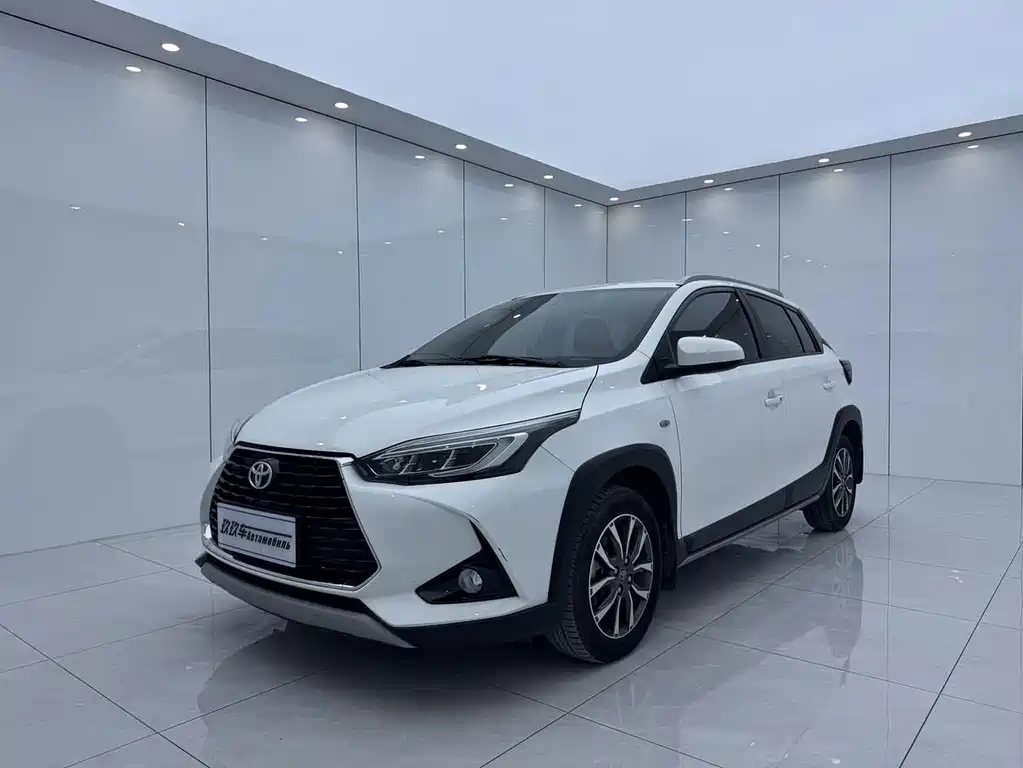Toyota Yaris L