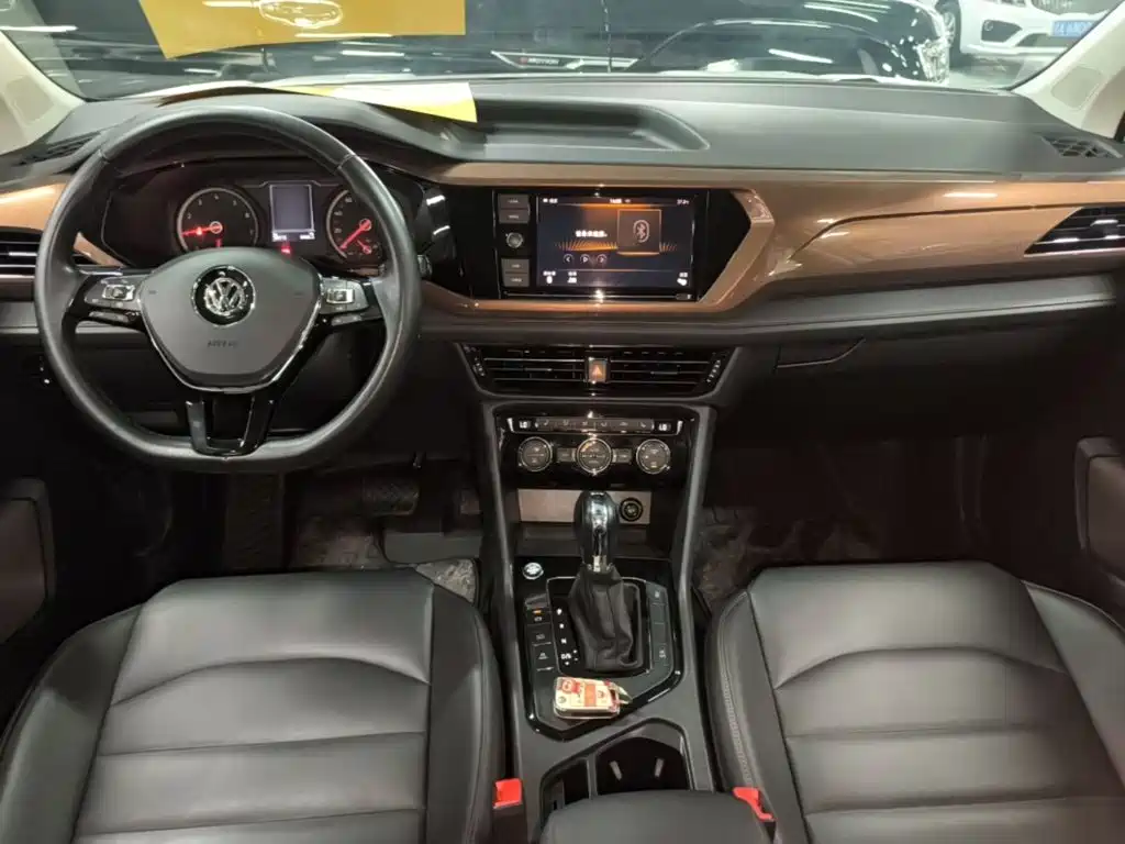 Volkswagen Tharu — миниатюра 10