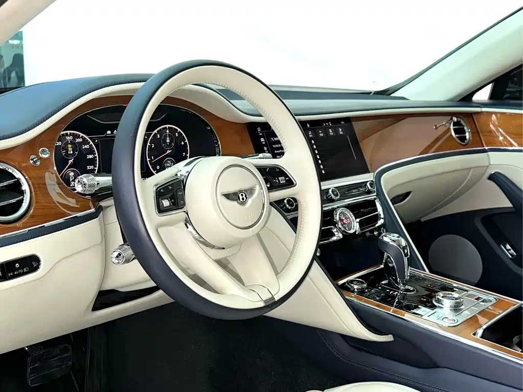Bentley Flying Spur — миниатюра 10