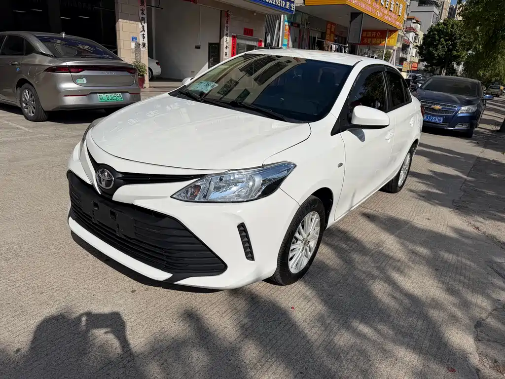 TOYOTA VIOS