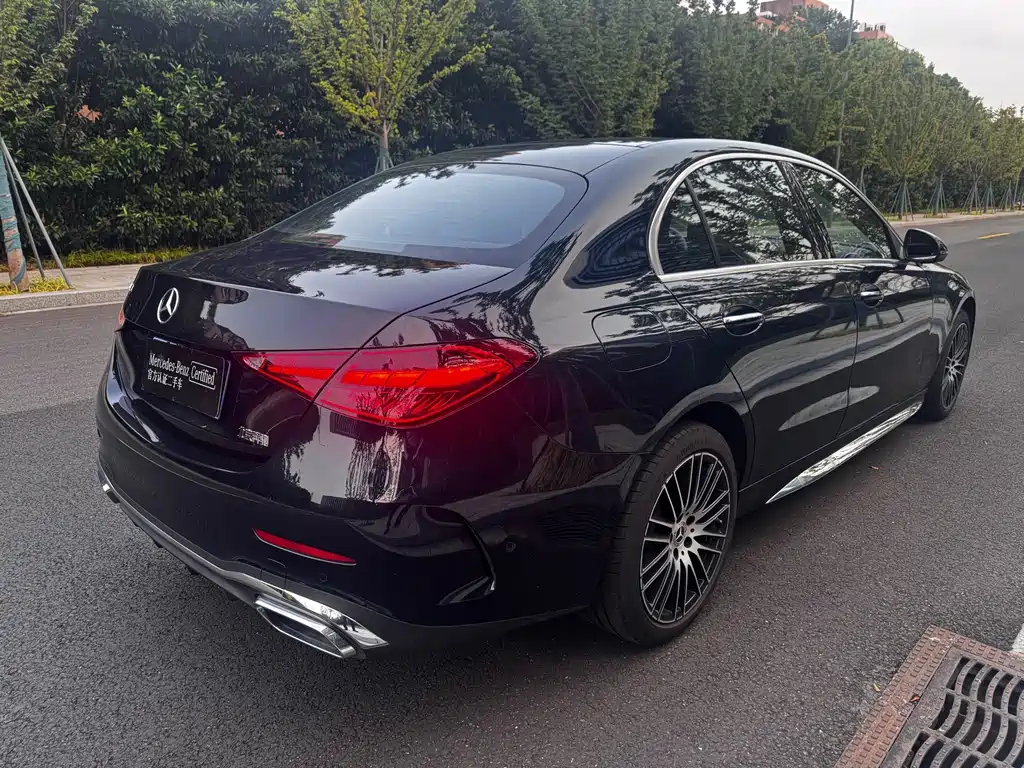 Mercedes-Benz C-Class — миниатюра 8