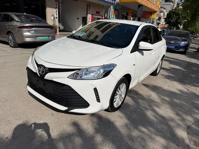 TOYOTA VIOS