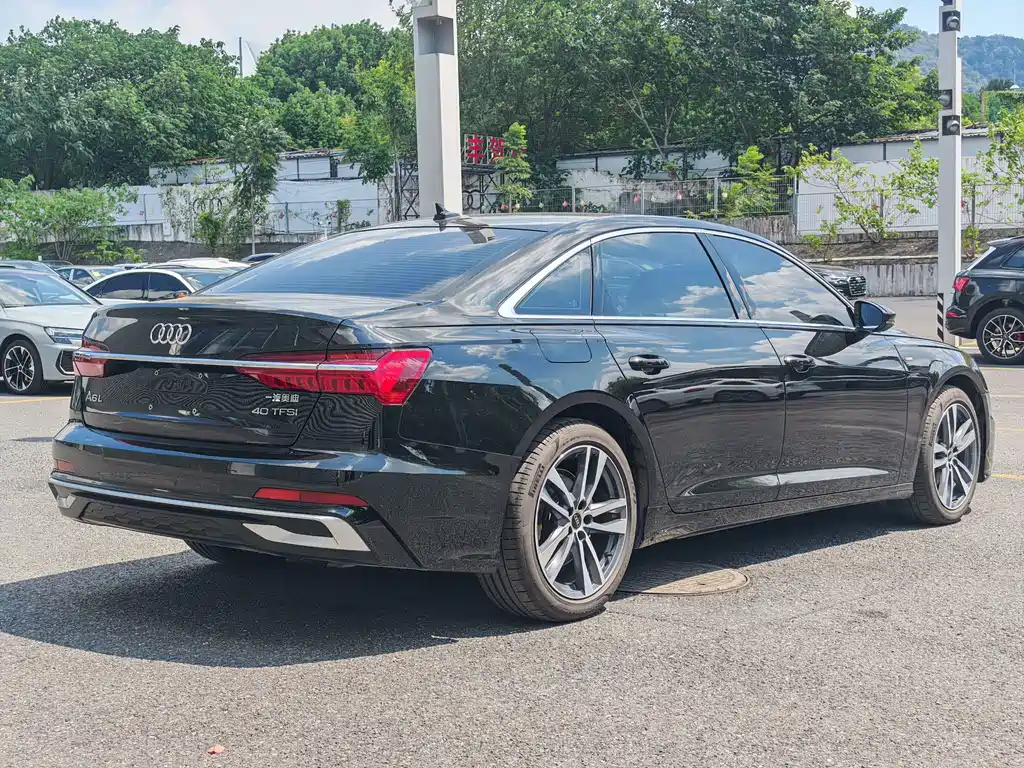 Audi A6L — миниатюра 6