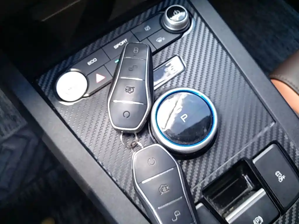 BYD e2 — миниатюра 9