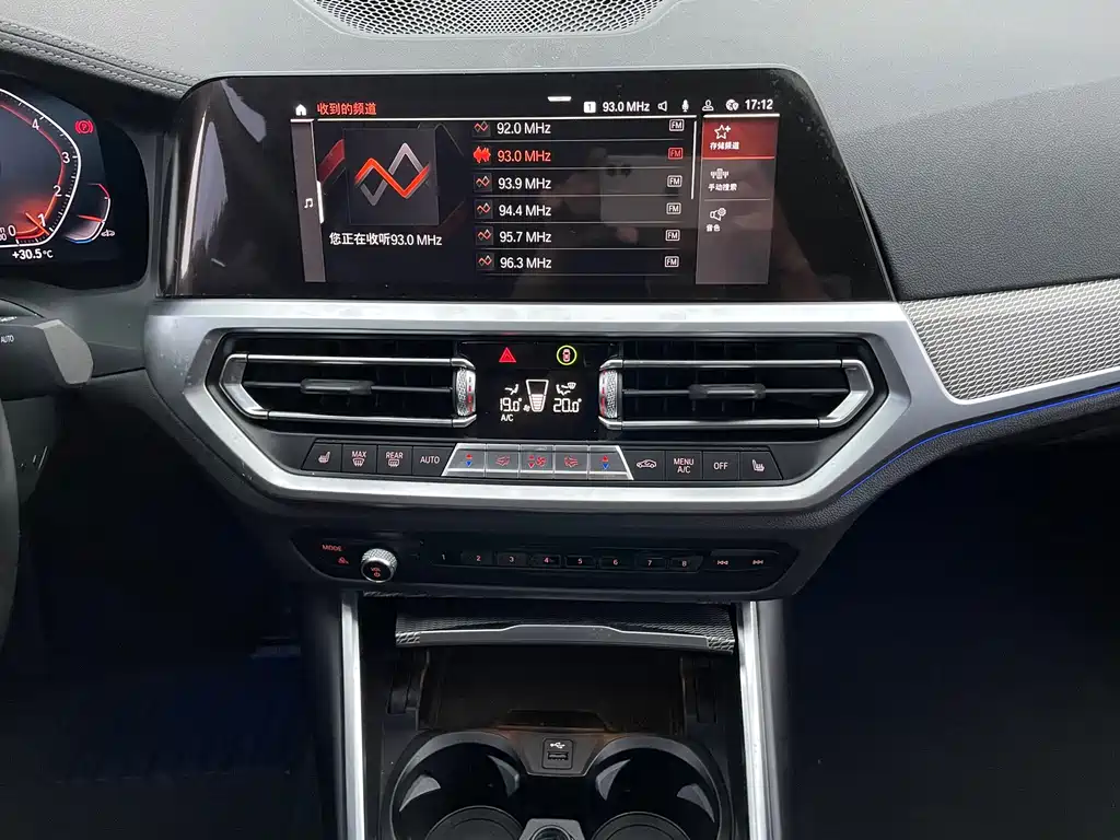 BMW 3 Series — миниатюра 16