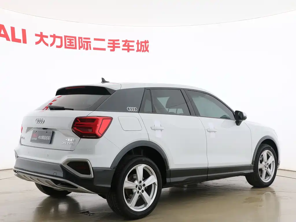 Audi Q2L — миниатюра 8