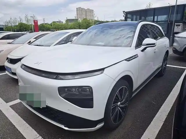 2024 Xpeng G9