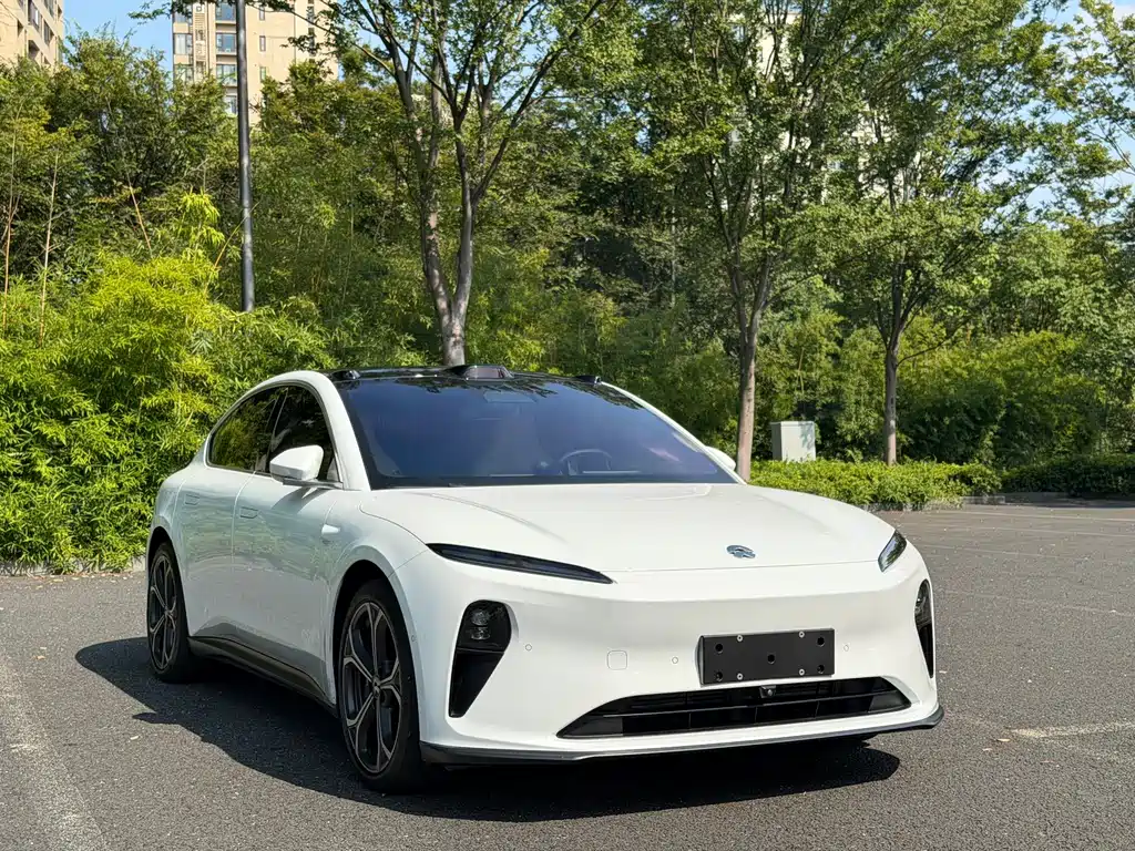 NIO ET5 — миниатюра 3