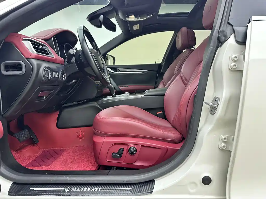 Maserati Ghibli — миниатюра 7