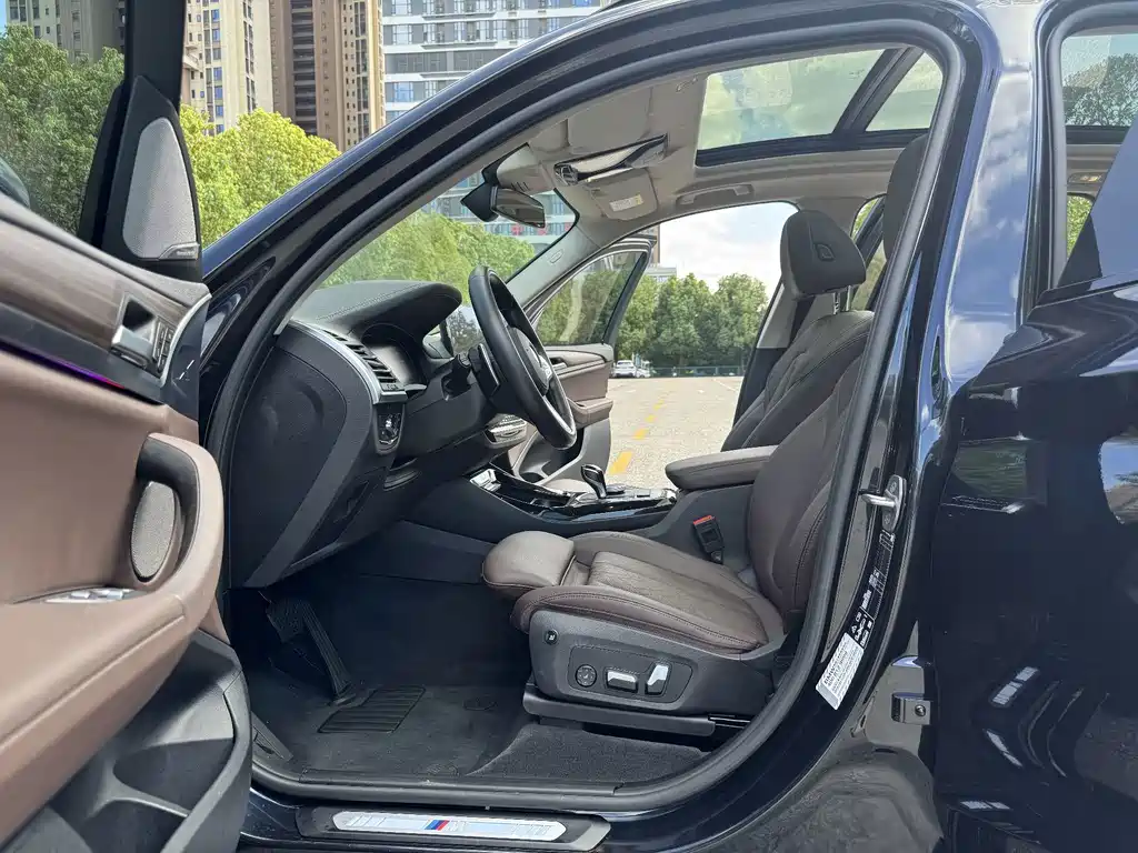 BMW X3 — миниатюра 6