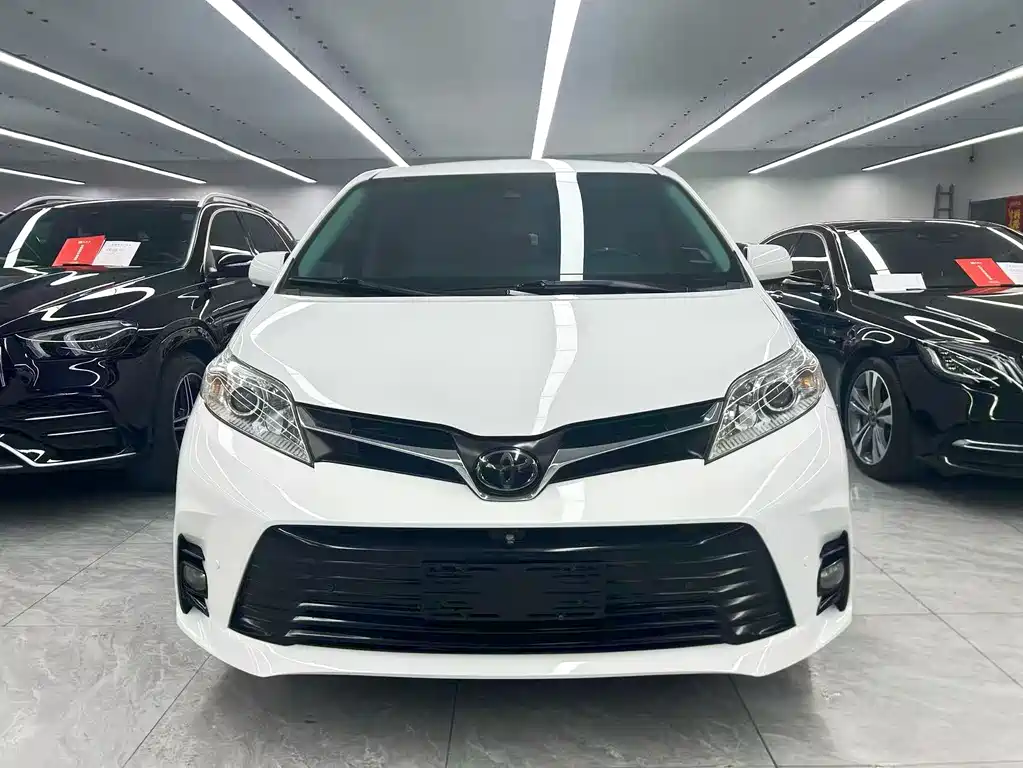 Toyota Sienna 2017 3.5L AT