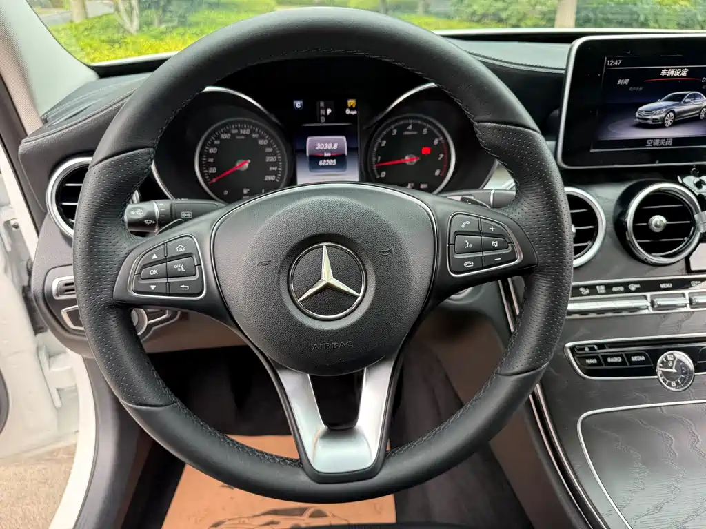 Mercedes-Benz C-Class — миниатюра 24