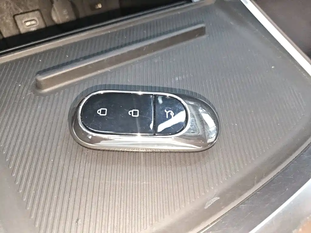 Leapmotor Leapmotor C01 — миниатюра 9