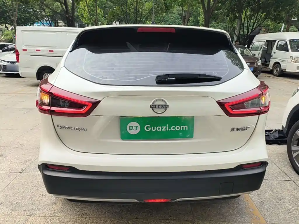 Nissan Qashqai — миниатюра 6