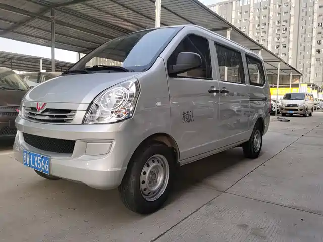 WULING WULING RONGGUANG S 2022