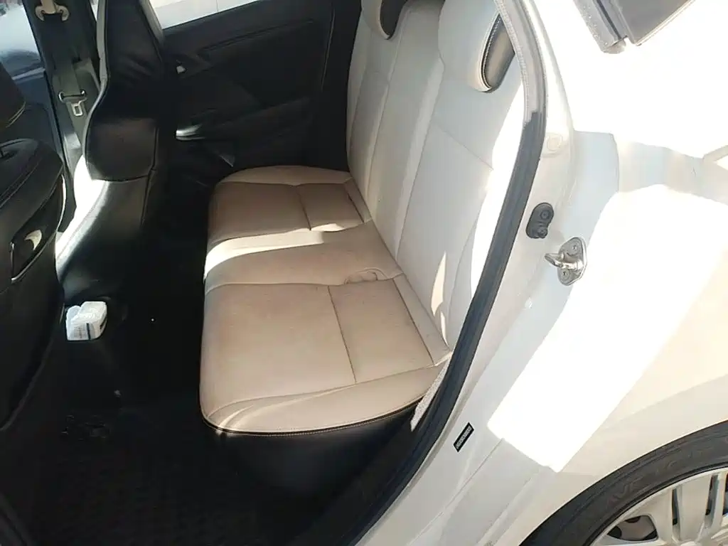 Honda Fit — миниатюра 17