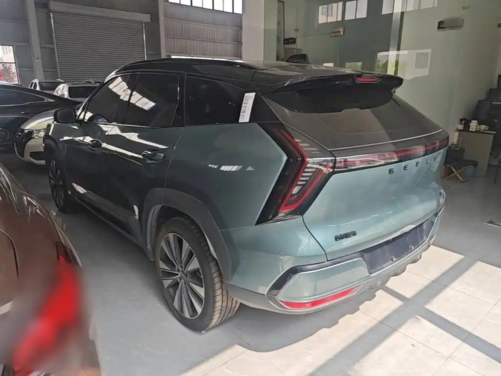 Geely Boyue L L 2025 1.5TD DCT