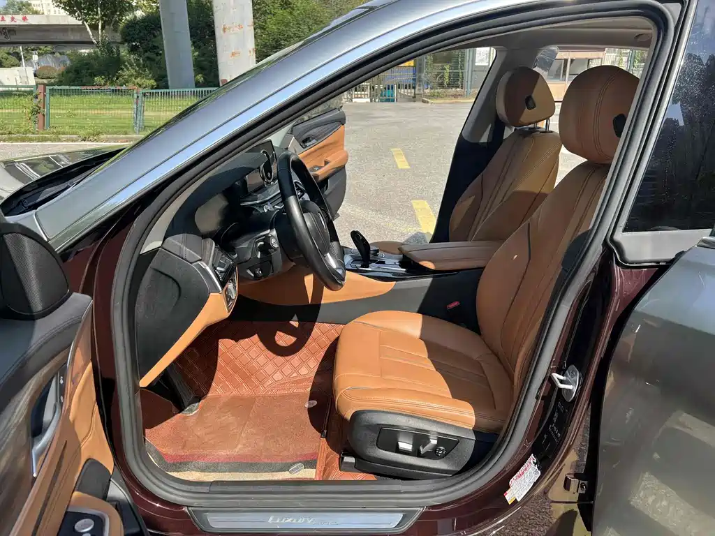 BMW 6 Series GT — миниатюра 6