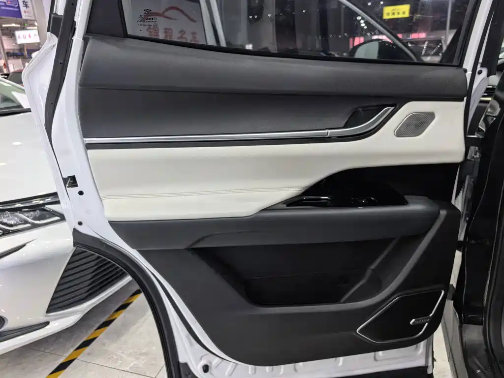 Chery New Energy Shuxiangjia — миниатюра 9