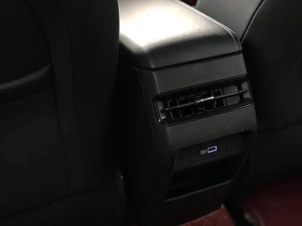 GEELY AUTOMOBILE BINRUI