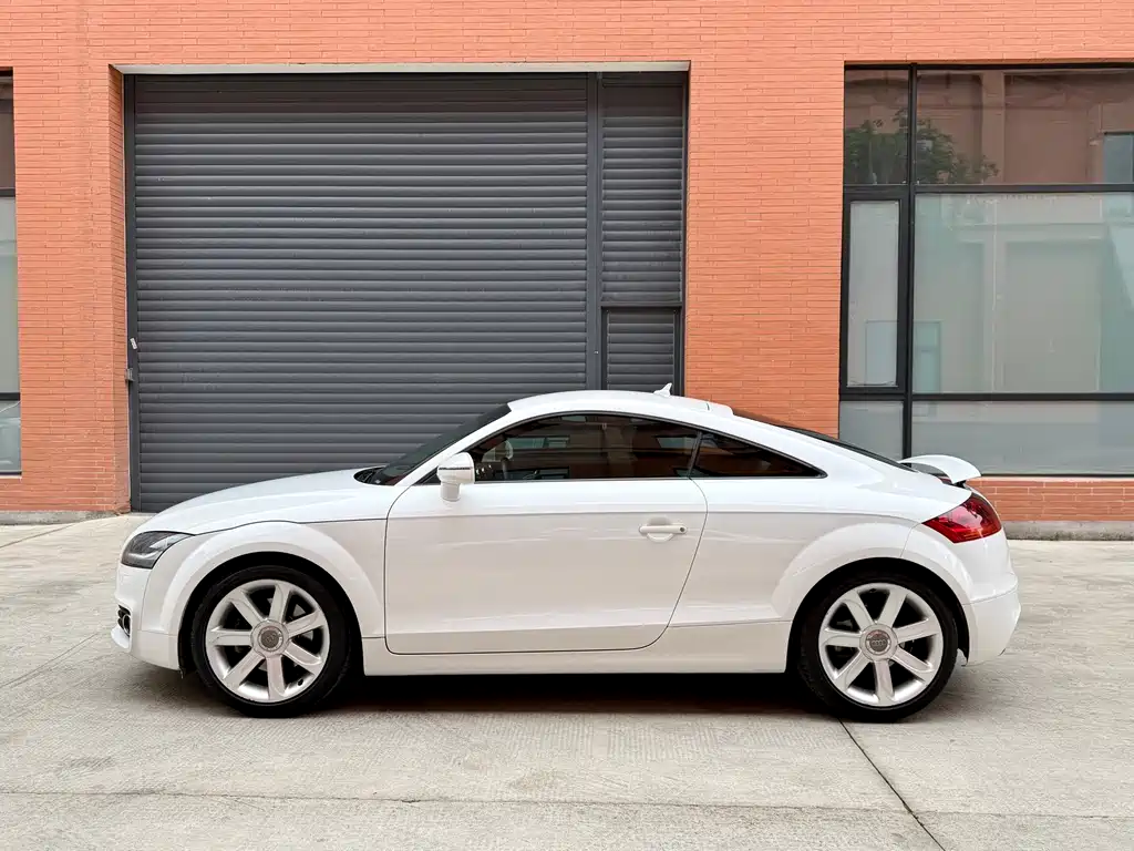 Audi TT — миниатюра 7
