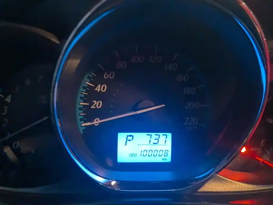 Toyota Yaris L — миниатюра 14