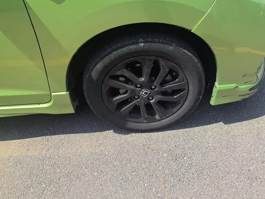 Honda Fit — миниатюра 6