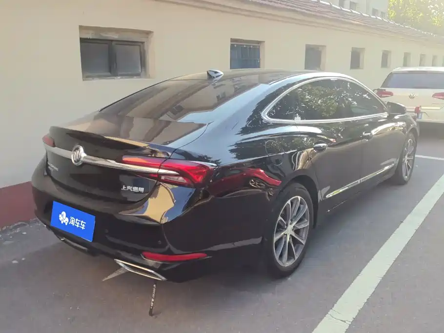Buick LaCrosse — миниатюра 3