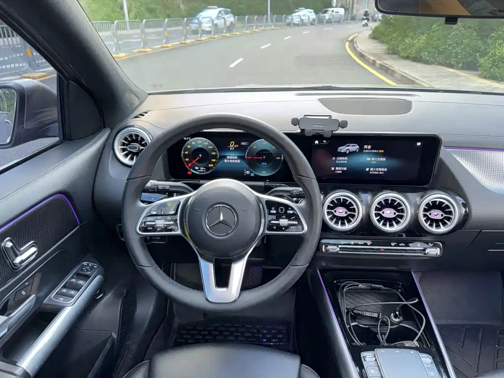 Mercedes-Benz EQA — миниатюра 10