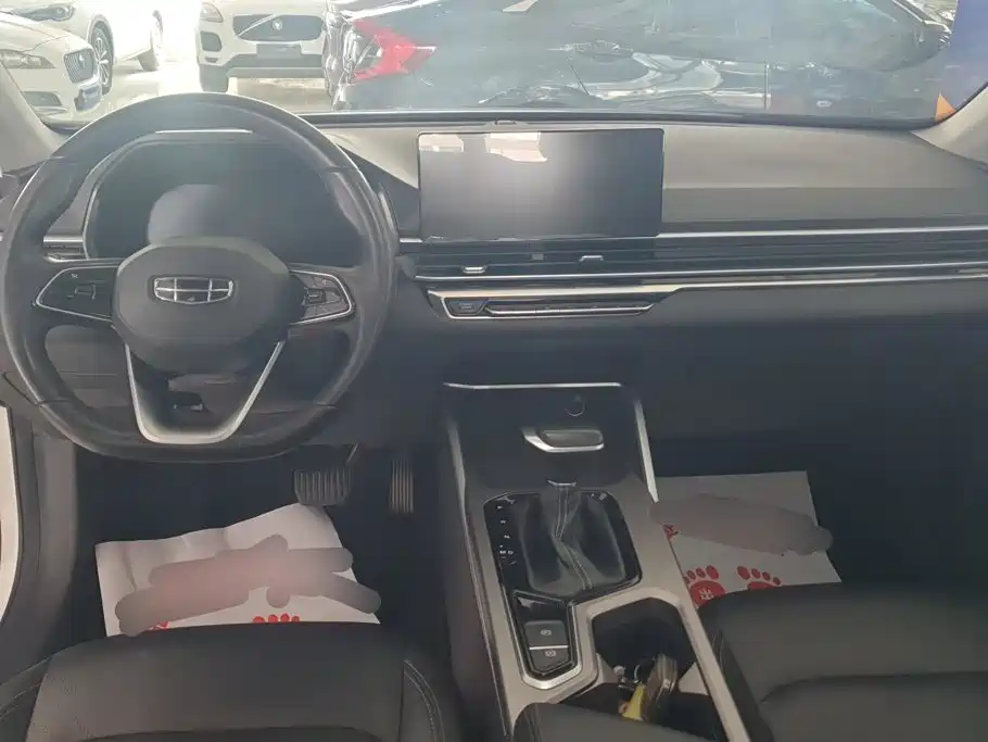 Geely Emgrand — миниатюра 12