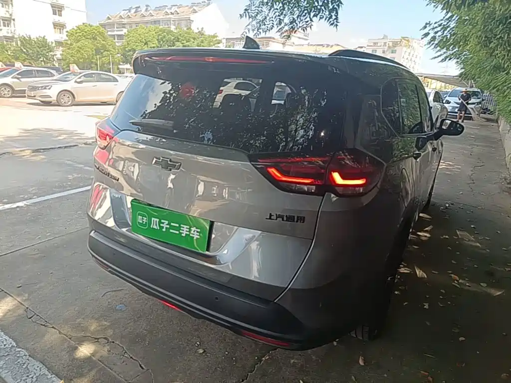 Chevrolet Volando — миниатюра 5