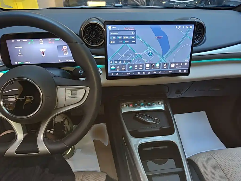 BYD Dolphin — миниатюра 10