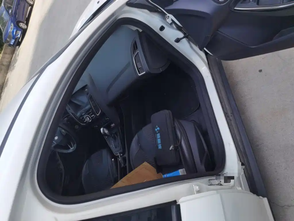 Ford Focus — миниатюра 19