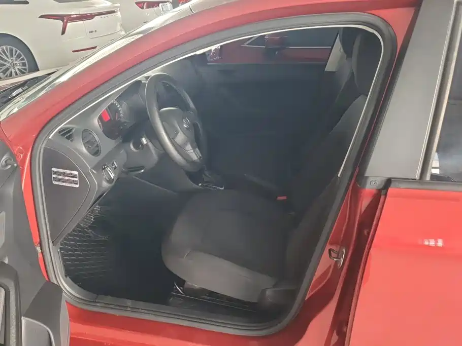 Volkswagen Jetta — миниатюра 9