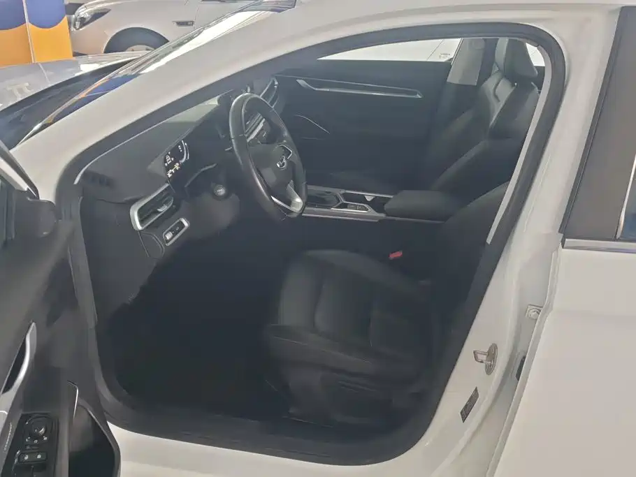 Geely Emgrand — миниатюра 9