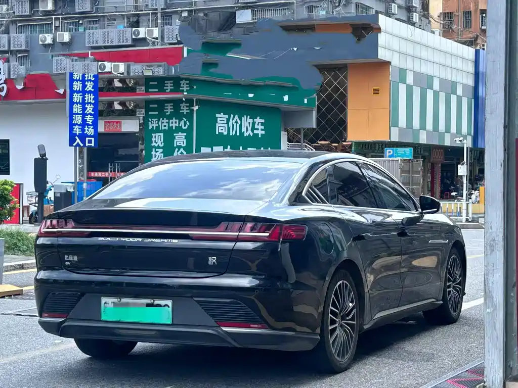 BYD Han — миниатюра 3