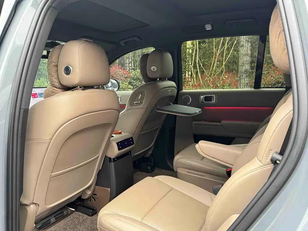 Li Auto Li L8 — миниатюра 14