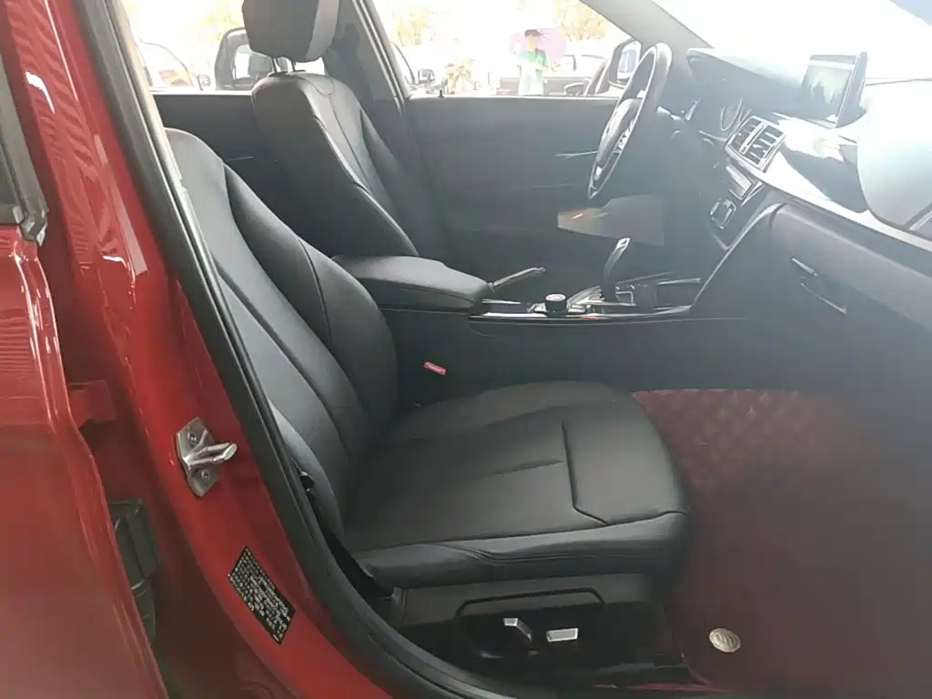 BMW 3 Series — миниатюра 25